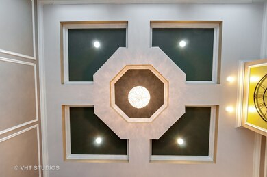 1976 Saddle Farm Ln, Naperville, IL 60564 - photo 2