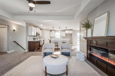 1419 Beringer Ct NE, Cedar Rapids, IA 52402 - photo 4