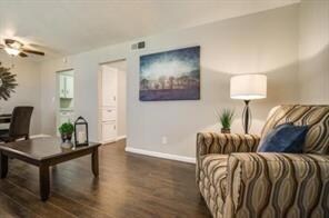 5656 Live Oak St unit 101, Dallas, TX 75206 - photo 2