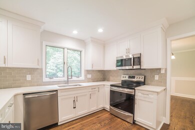 6211 Oak Hill Dr, Sykesville, MD 21784 - photo 7