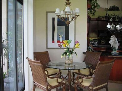 1019 Creekford Dr, Weston, FL 33326 - photo 6