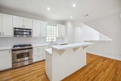 2705 Rutland St unit C, Houston, TX 77008 - photo 3