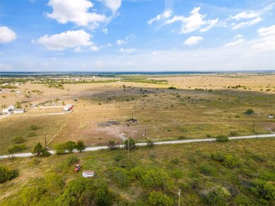 151 Bruce Rd, Ennis, TX 75119 - photo 4