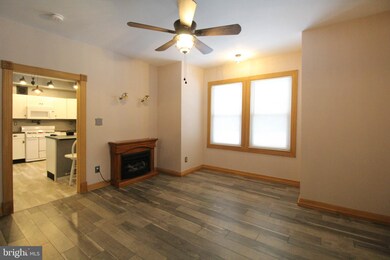 5605 Hawthorne Rd, La Plata, MD 20646 - photo 4