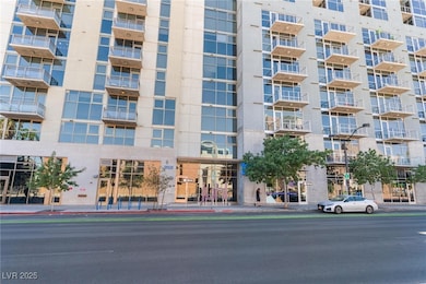 Juhl unit 711, Las Vegas, NV 89101 - photo 3