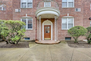 250 Central Ave unit B204, Lawrence, NY 11559 - photo 3