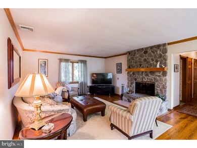 310 Heritage Rd, Sewell, NJ 08080 - photo 7