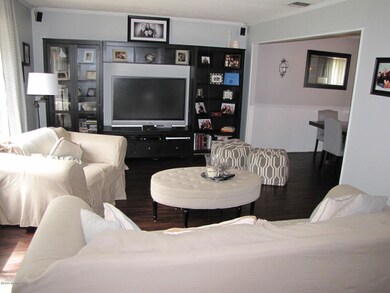 Living Rm 1