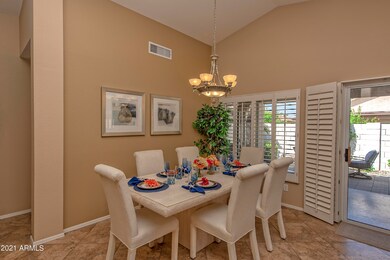 006_Dining Area