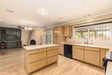13 - Loma Vista 2349