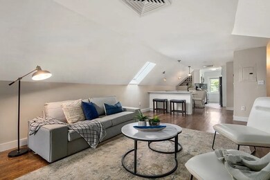 332 Jamaicaway unit 6, Jamaica Plain, MA 02130 - photo 2