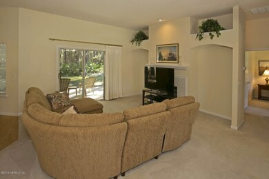 Family_Room (1)