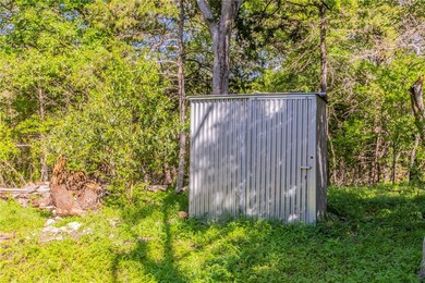 598 Christopher Dr, Eddy, TX 76524 - photo 6