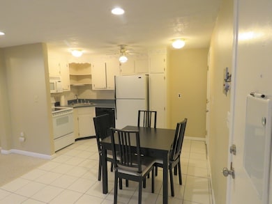 6 Hallmark Gardens unit 4, Burlington, MA 01803 - photo 2