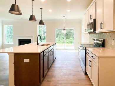 652 Columbus Cir, Simpsonville, SC 29680 - photo 6