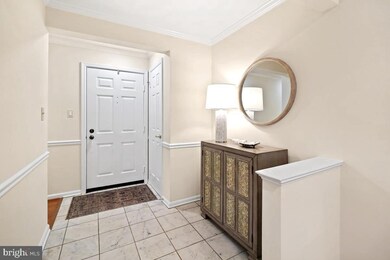5713 Brewer House Cir unit 101, Rockville, MD 20852 - photo 7