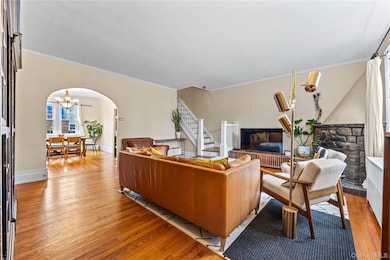 32-20 213th St, Bayside, NY 11361 - photo 4