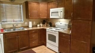 Kitchen<|><|>