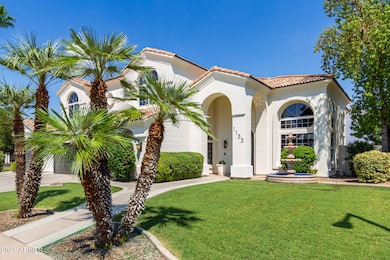 Date Palm Exterior