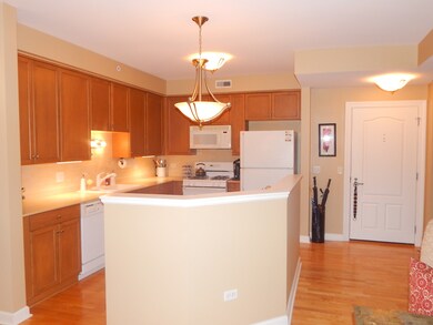 EAT IN KITCHEN