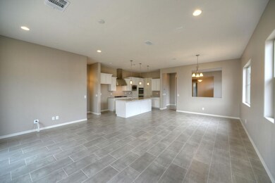 007_Living - Kitchen