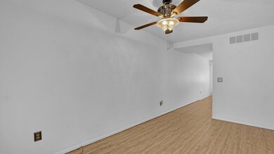 8-web-or-mls-1085-hardesty-pl-e