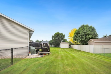 1008 Jade Ct, Aberdeen, SD 57401 - photo 6