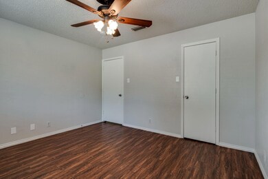 1728 Stonegate Dr, Denton, TX 76205 - photo 6