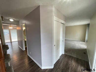 11412 S 43rd St, Bellevue, NE 68123 - photo 4