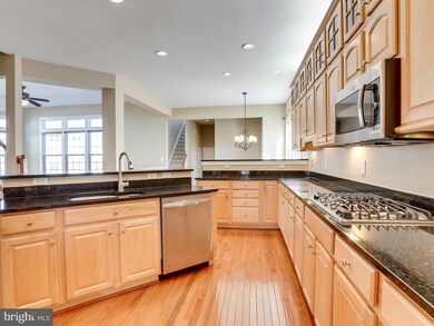 9020 Virginia Terrace, Lorton, VA 22079 - photo 7