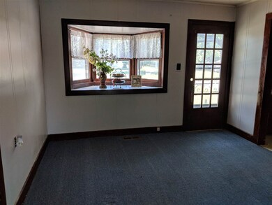 Bay Window & Pretty Glass Front Door