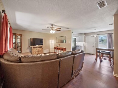 3032 Liberty Dr, Corsicana, TX 75110 - photo 4