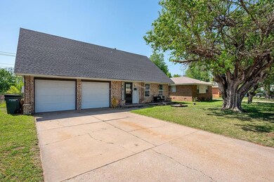 205 Vickie Dr, Oklahoma City, OK 73115 - photo 3