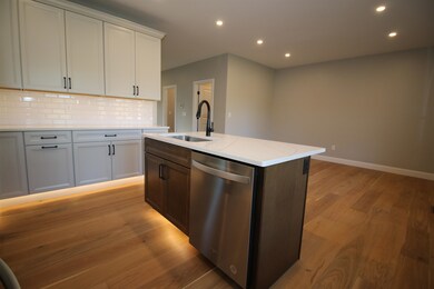 444 Blane Cir unit 47, Pembroke, NH 03275 - photo 5