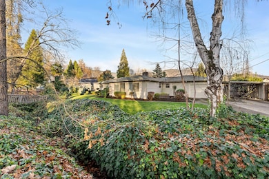 1021 NW Conklin Ave, Grants Pass, OR 97526 - photo 3