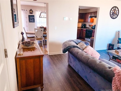 457 Holman St, Fayetteville, NC 28306 - photo 3