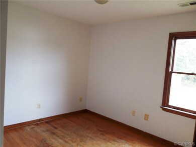 247 Oak Springs Dr, Aylett, VA 23009 - photo 4