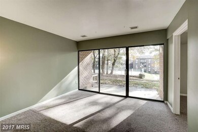 9719 Kings Crown Ct unit 2, Fairfax, VA 22031 - photo 5