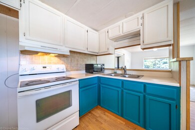 20800 Fig Tree Ln-15
