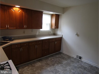 341 E Stafford Ave, Laurel Springs, NJ 08021 - photo 7