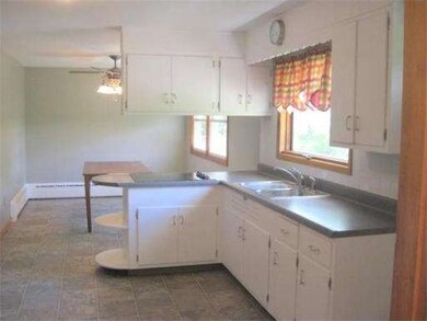 138 Knower Rd, Westminster, MA 01473 - photo 2