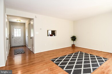 2869 Madeira Ct, Woodbridge, VA 22192 - photo 7