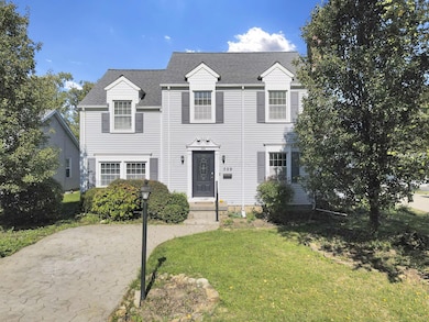 359 W 4th St, Chillicothe, OH 45601 - photo 2