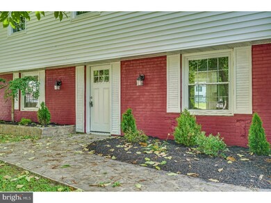 60 Plumtree Ln, Willingboro, NJ 08046 - photo 5