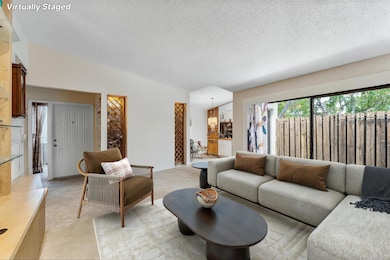 11 Meadows Dr unit 1A, Boynton Beach, FL 33436 - photo 2