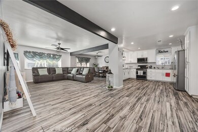 5005 Surrey Ln, Bakersfield, CA 93309 - photo 7