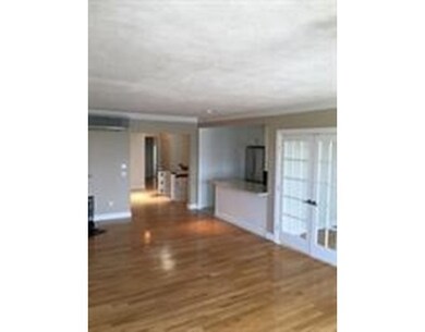 7 Bay State Rd unit 4C, Boston, MA 02215 - photo 3