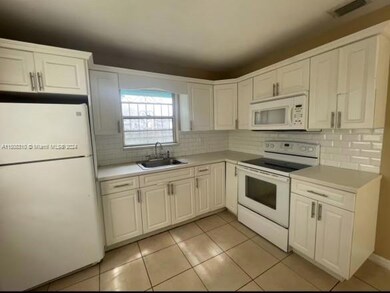 unlisted-address, West Palm Beach, FL 33407 - photo 3