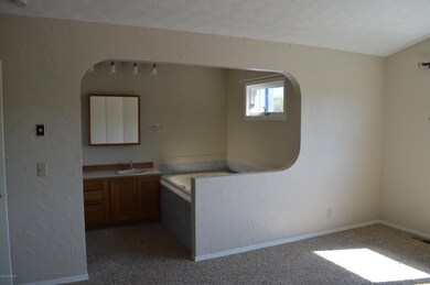 5841 Jordan Cir, Anchorage, AK 99504 - photo 7