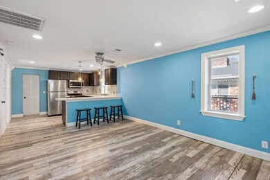 716 W 3rd N